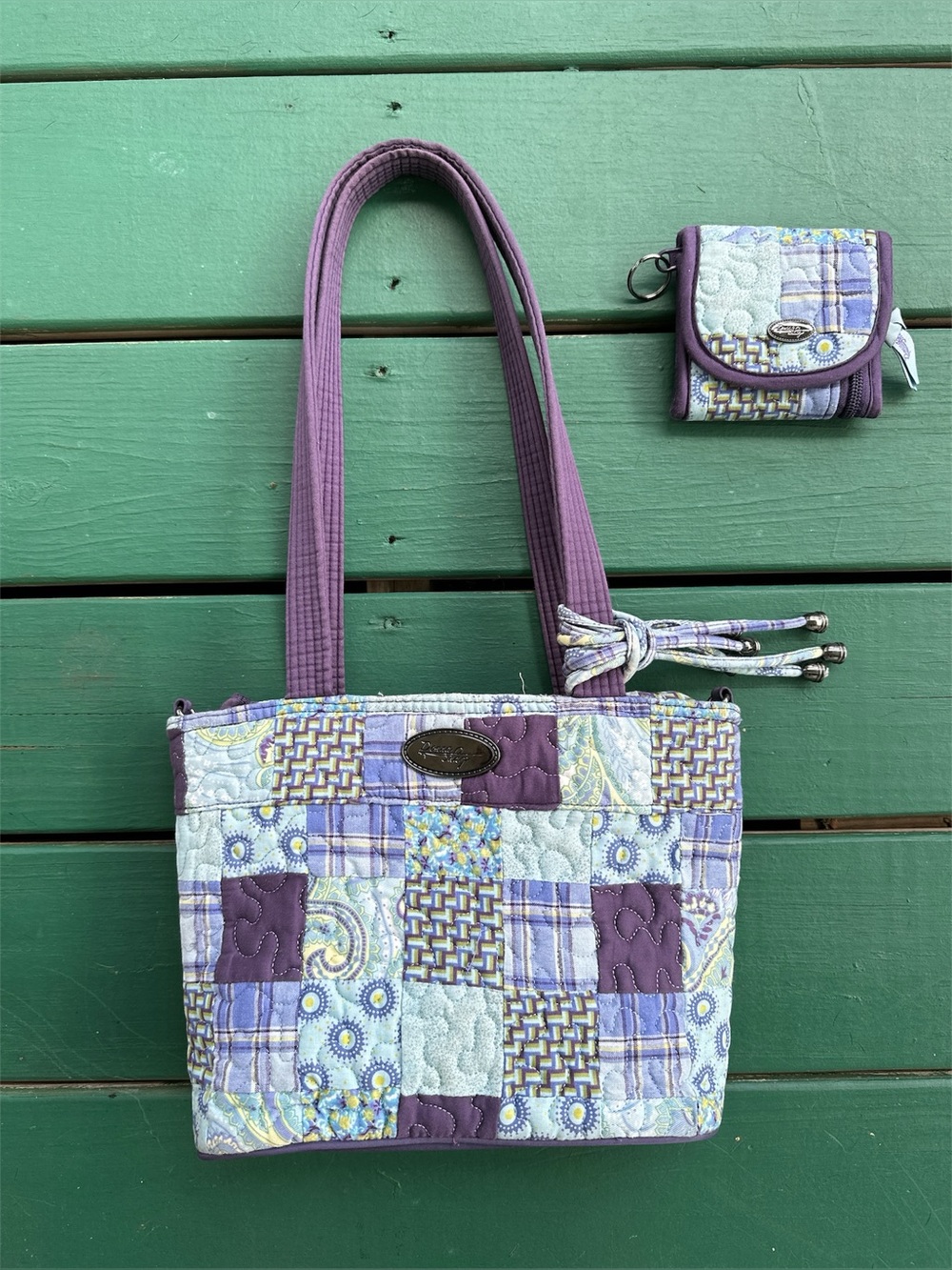 Donna Sharp quilted patchwork shoulder/Crossbody bag and wallet